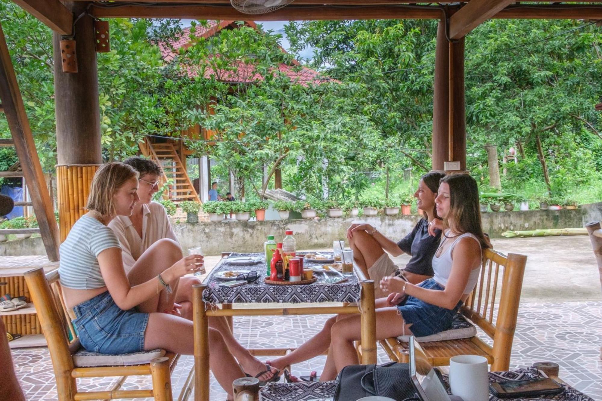Nha Tan - Mai Chau Homestay And Tours Exteriér fotografie