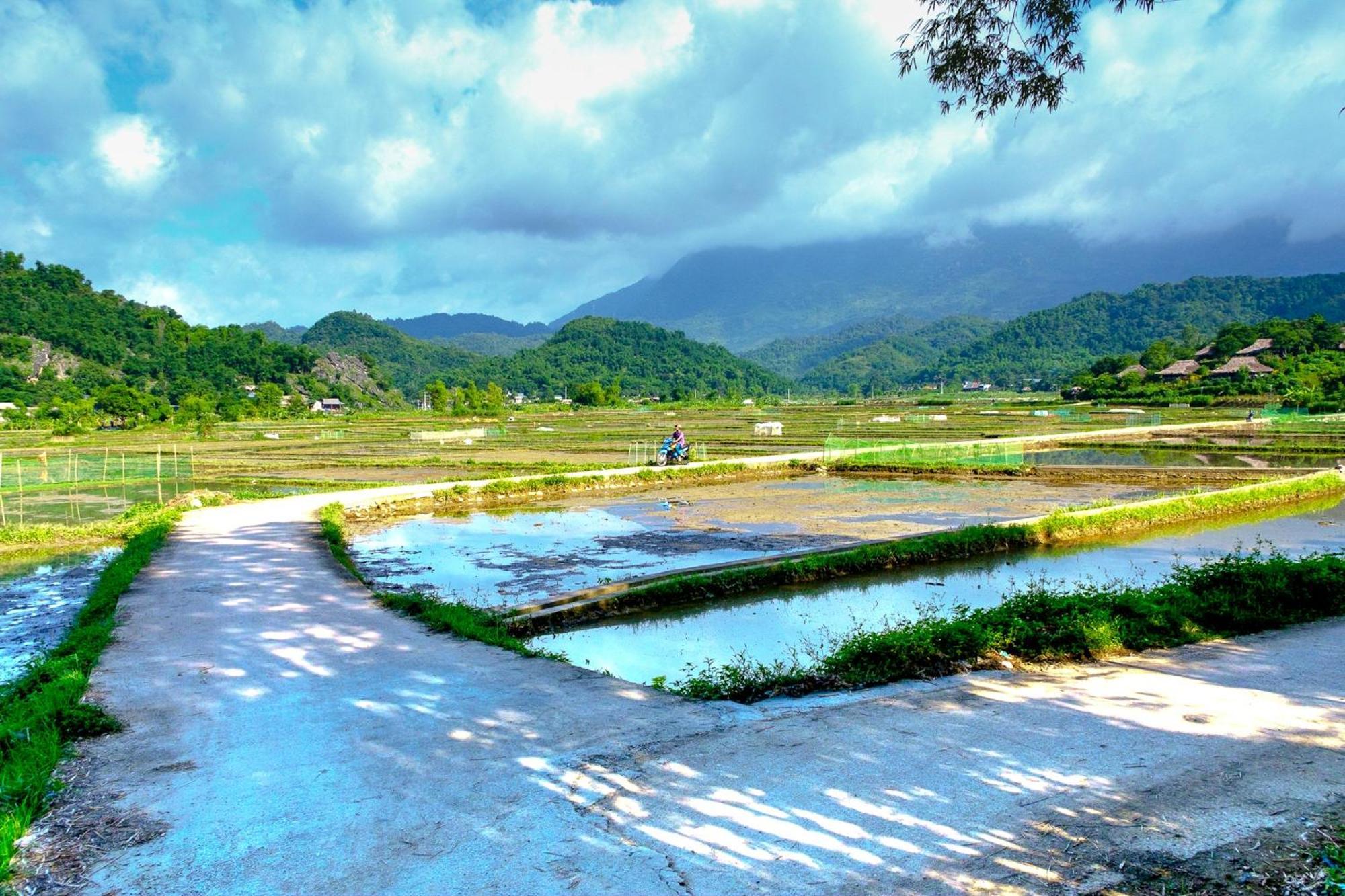 Nha Tan - Mai Chau Homestay And Tours Exteriér fotografie